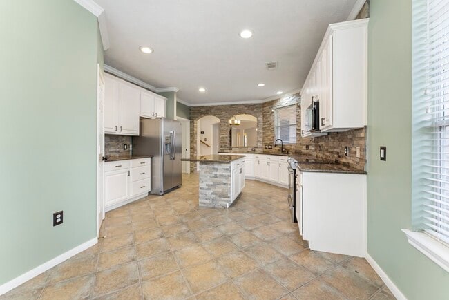 Photo - 11 S Bendrook Loop