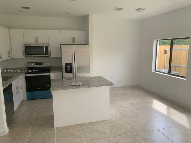 Photo - 25308 SW 135th Ave