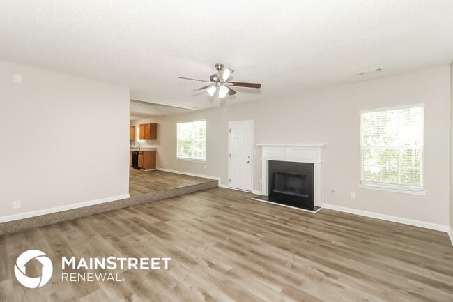 Photo - 7104 Red Maple Ln