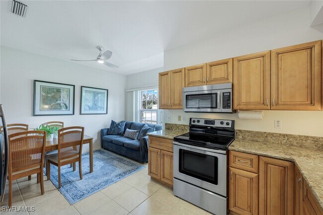 Photo - 437 Wiggins Lake Ct Unit 201