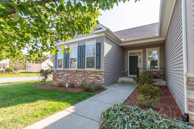 Photo - 4 bed, 3 bath Single Family Home in Charle...