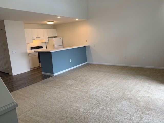 Kitchen2 - Blueberry Hill Apartments