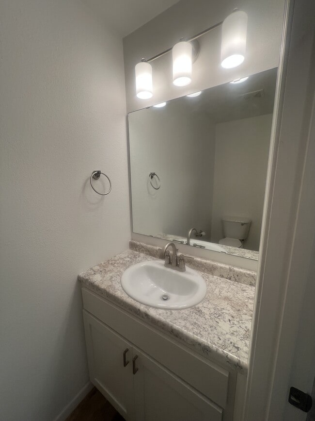 Photo - 5912 36th St S