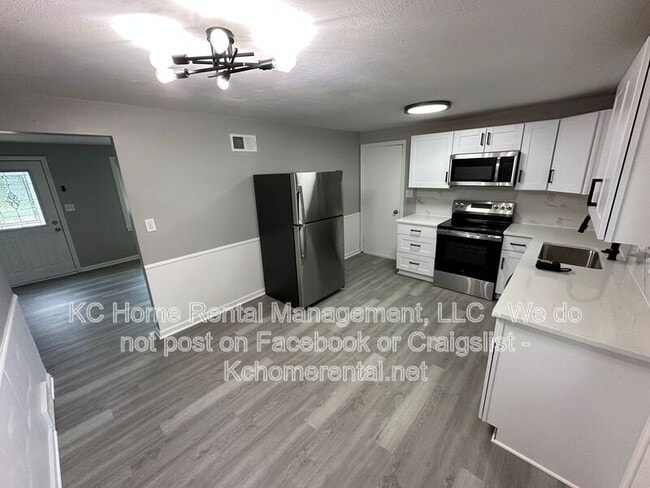 Photo - 11636 W 68th Terrace