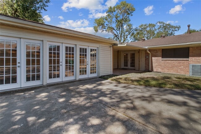 Photo - 5511 Verdome Ln