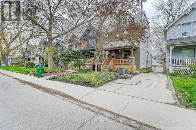 Photo - 41 Hastings Ave