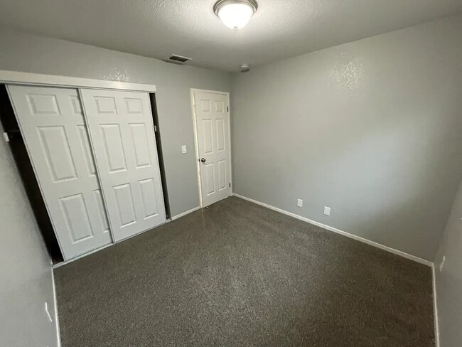 Photo - 19518 Vickie Ln