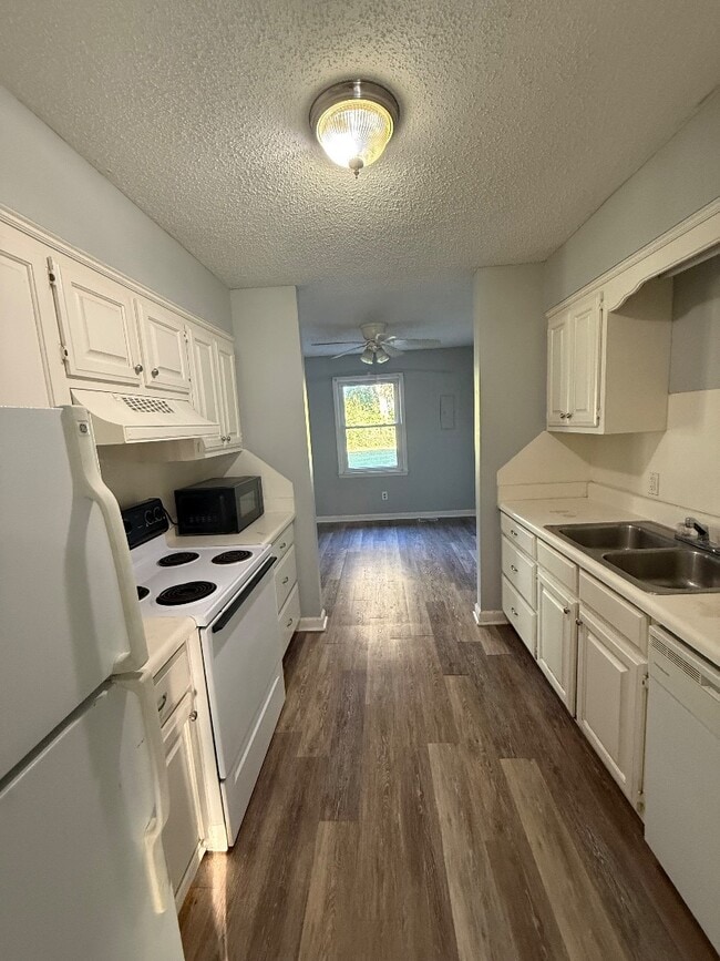 Photo - 124 Crestview Dr