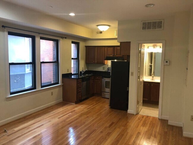 Photo - 1321 Fairmont St NW Rental