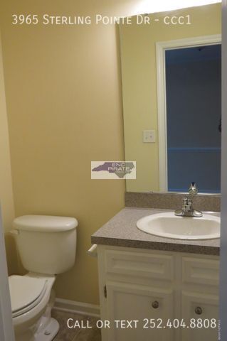 3965 Sterling Pointe Dr
