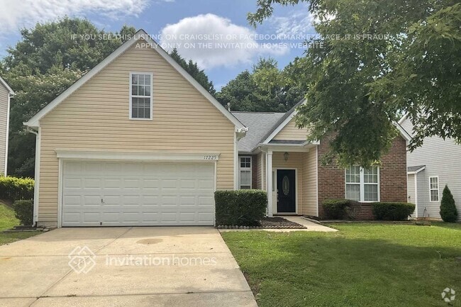 Building Photo - 17225 Commons Crossing Dr Rental