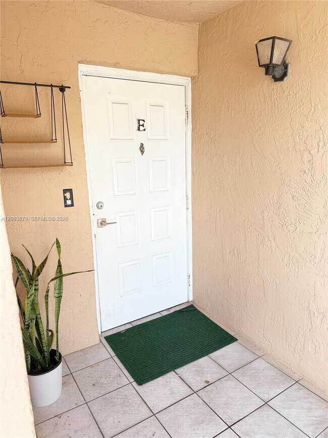 1021 Adams Ave Unit 1021E