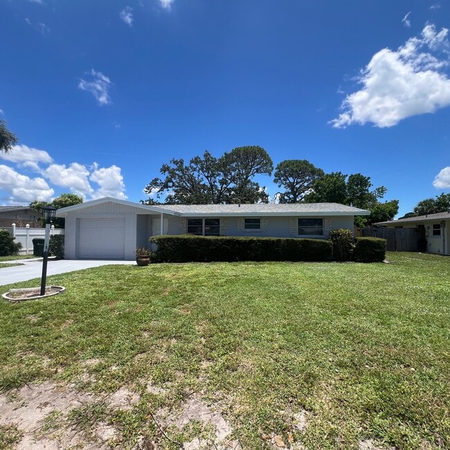 Building Photo - 7456 Cass Cir Rental
