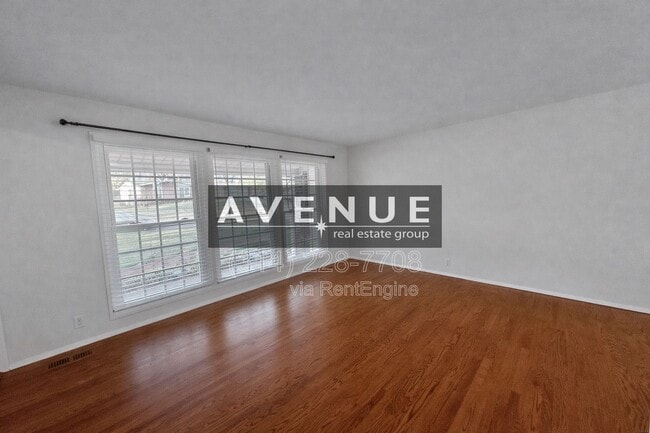 Photo - 412 Claymont Dr