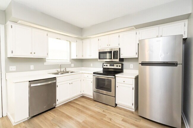 Photo - 2827 Dayton Blvd Unit 6