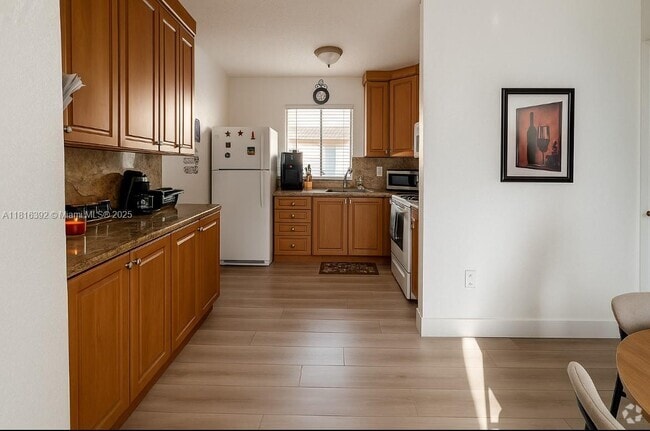 Building Photo - 2760 W 61st Pl Unit 202 Rental