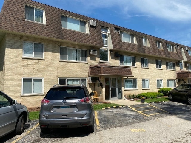 Building Photo - 8806 Briar Ct Unit 3C Rental