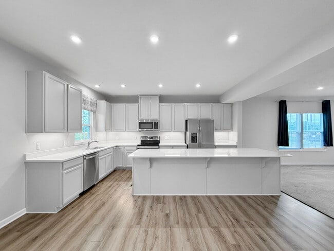 Photo - Pet-Friendly 3 Bedroom, 2.5 Bath Home for ...