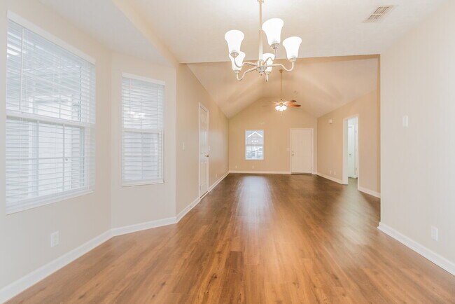 Photo - 4856 Nina Marie Ave