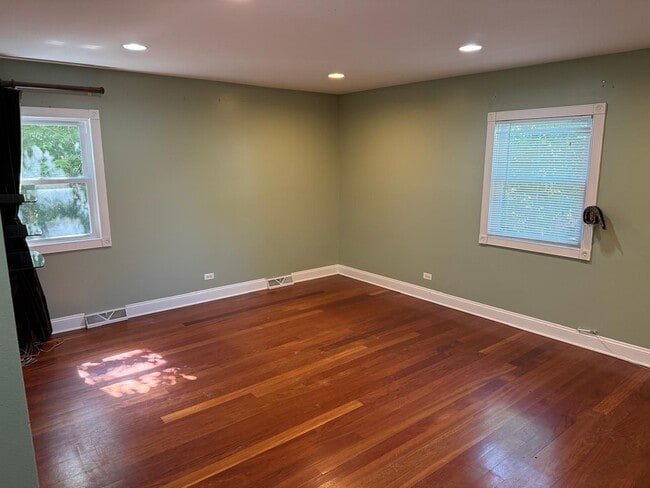 Photo - 860 N Northwest Hwy Unidad 2