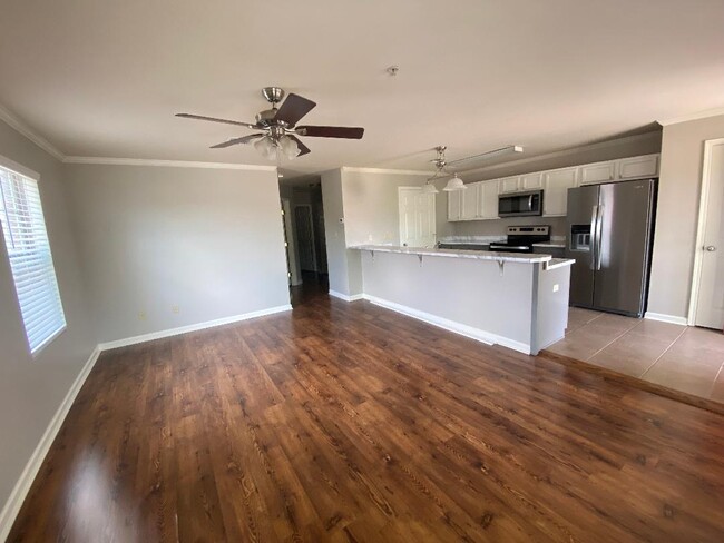 Open Living Room - Guidry Row Apartment Homes