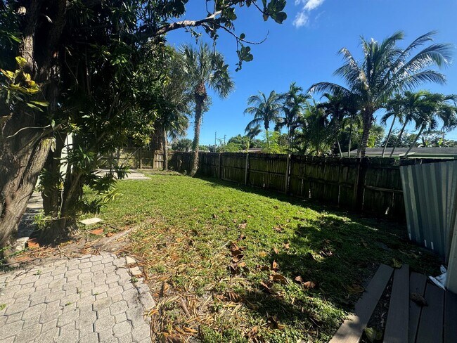 Photo - 8817 Dania Dr