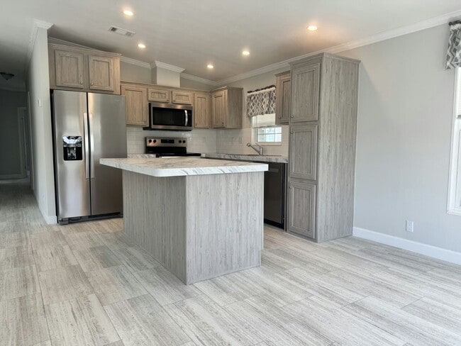 Photo - 10792 SW 32nd Ave