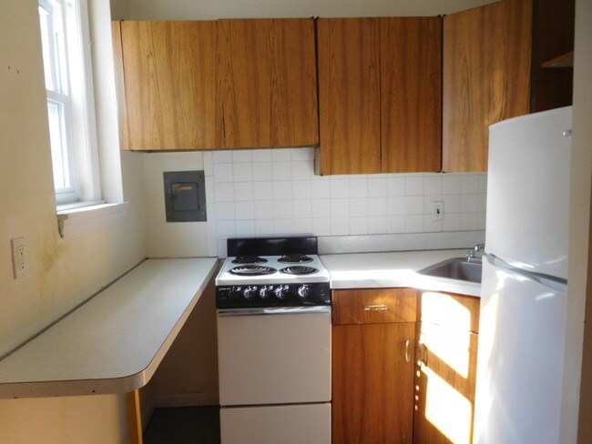 Photo - 2018 Commonwealth Ave Apartamentos