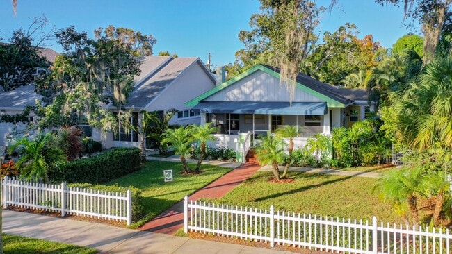 Photo - Charming two bedroom two bathroom cottage in North St. Petersburg Fully Updated.