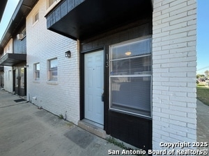 Building Photo - 2802 Lasses Blvd Unit 13