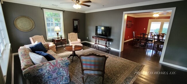 Photo - 402 Church St NE Unit 402 Church St NE Apt A