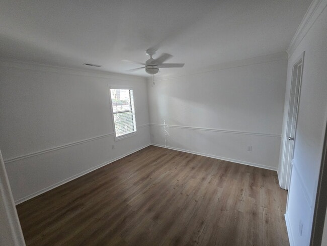 Photo - 1739 River Front Dr