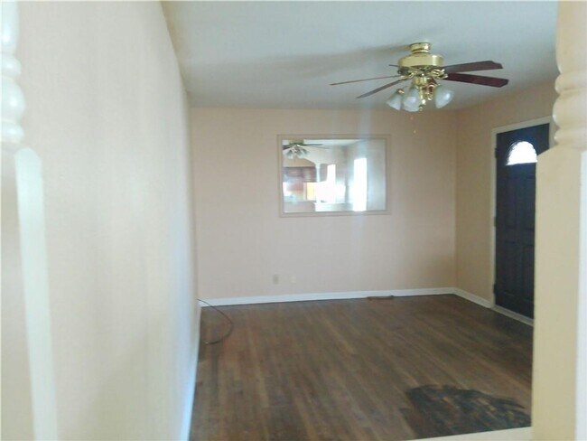 Photo - 1438 Ormond Dr