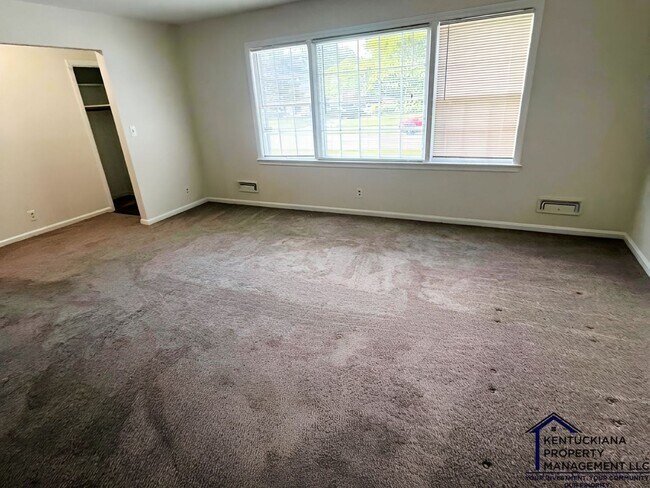 Photo - 9400 Habersham Dr