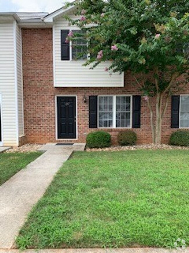 Building Photo - Sterling Park Townhomes