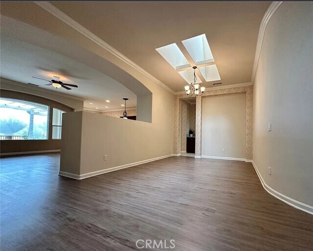 Photo - 24212 Nobe St