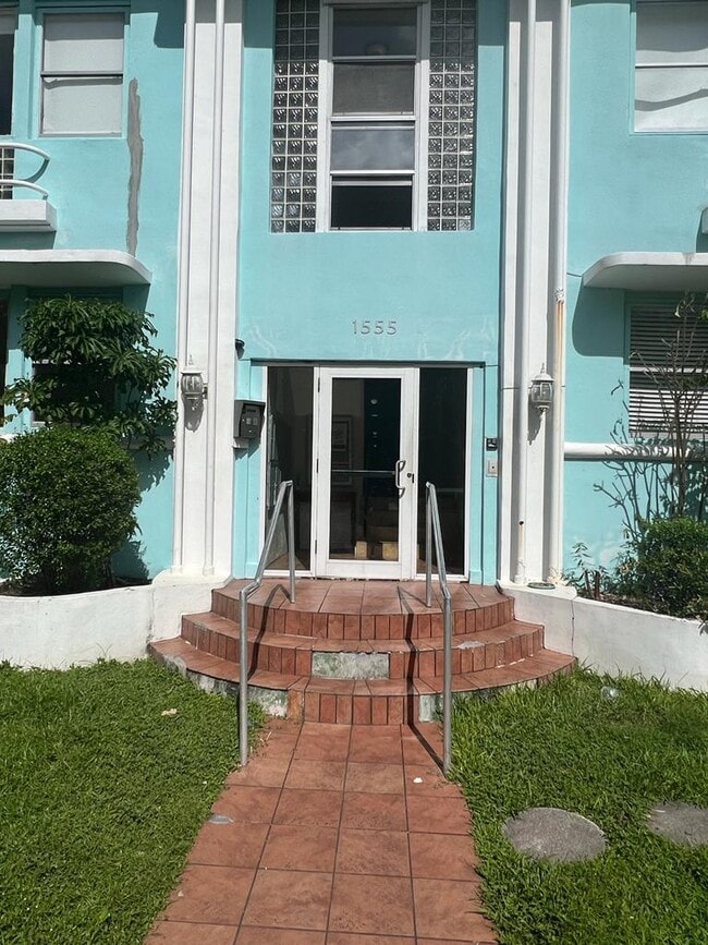 1555 Pennsylvania Ave Unit 10
