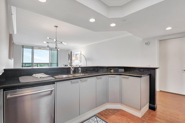 Photo - 2640 Lake Shore Dr Condo Unit 1411