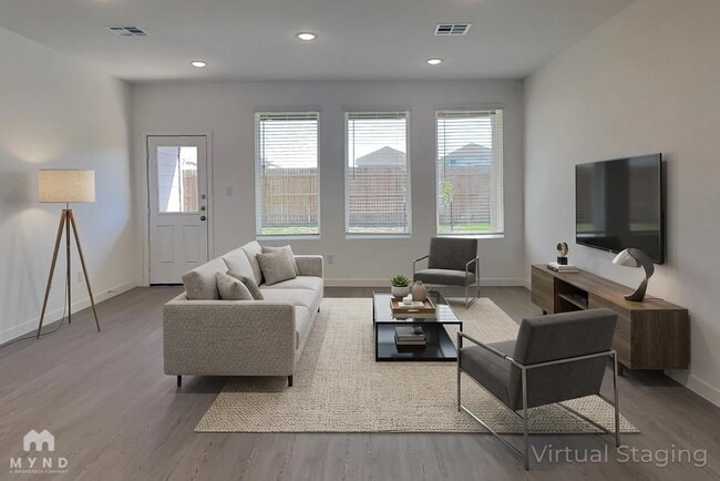 Photo - 10554 Ysasmendi Rdg