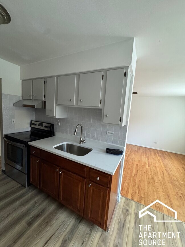 Photo - 6250 N Kenmore Ave Unit 305