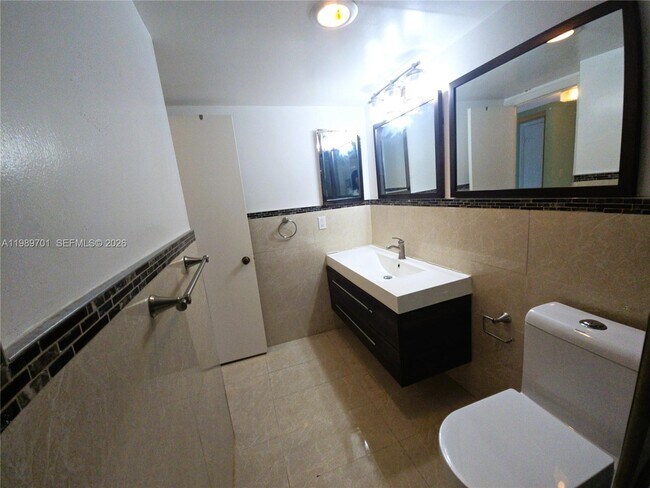 Photo - 2851 NE 183rd St Unit 905E