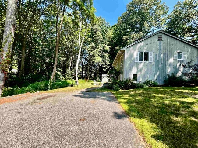 Photo - 66 Woodland Rd