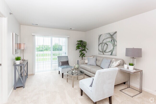 2BR, 1BA - 825 SF