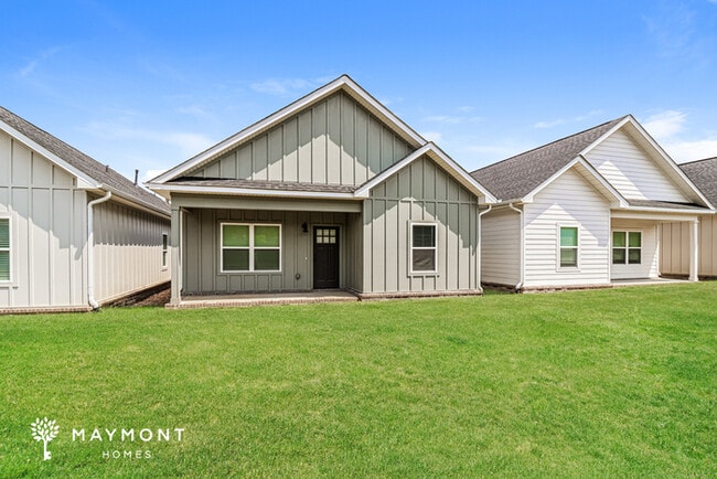 Building Photo - 16310 Lamarche Dr Rental