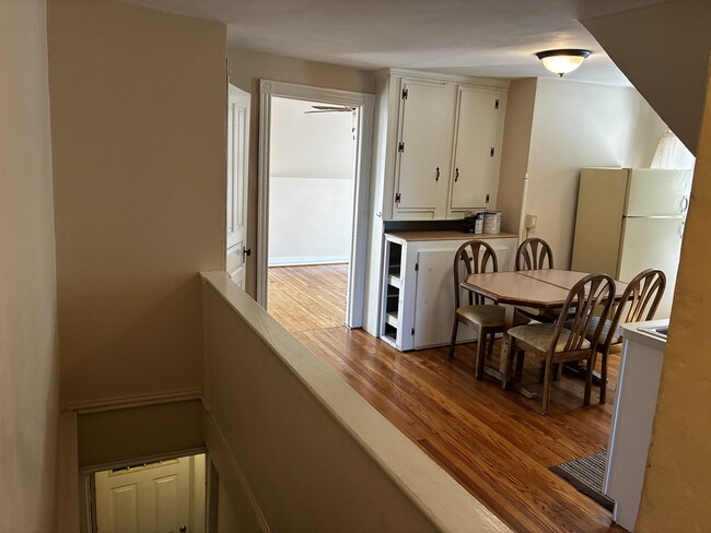 909 Linden St Unit 3