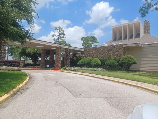 Photo - 12100 Melville Dr Unit 206B