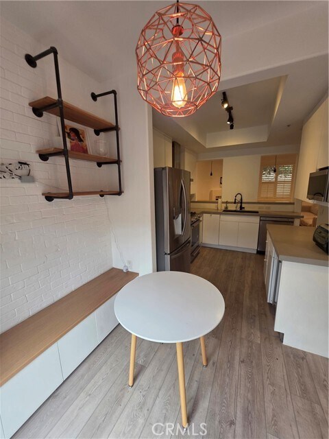 Photo - 240 S Mentor Ave