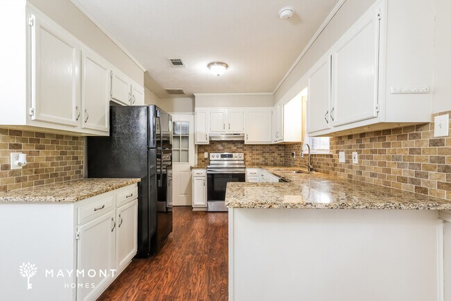 Photo - 195 Dogwood Cir
