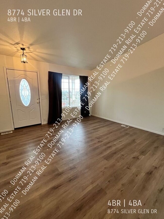 Photo - 8774 Silver Glen Dr