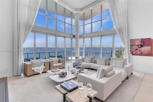 Photo - 1331 Brickell Bay Dr Unidad BL-48